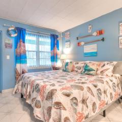 Tropic Terrace Suite #11 - Beachfront Resort