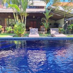 Tegeswoodhouse,Private pool,two bedrooms and free wifi