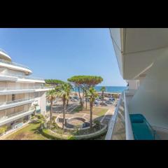 Superbe APT front de mer FRÉJUS PLAGE