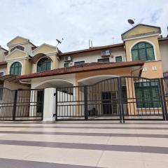 Warisan Indah Homestay KLIA 2 Melayu sahaja