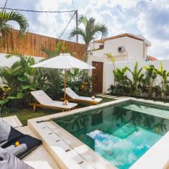 Villa Utara Bali - 2 Bedrooms Villas in Canggu