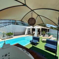 Casa com piscina área gourmet Enseada Azul