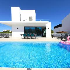 Casa Emeline-stunning Family Villa With Pool