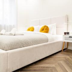 HOUSEHOST Apartment : Sarego Street