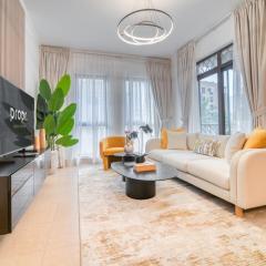 Upscale 1-Bedroom Apt with Iconic Burj Khalifa View