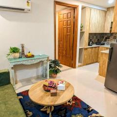 Mukta - 1bhk, free parking & W-Fi