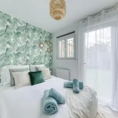 Appartement - 4 personnes - Parking Privé - Métro 7 - Rer B