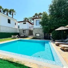 Villa Merry - Dalyan Stonehouse with Palmtrees, 50m to River