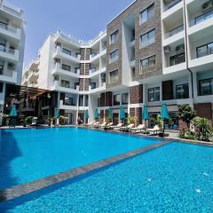 Relaxing 3BR 2BA Retreat with Four Pools Gym and Onsite Dining Close to El Gouna