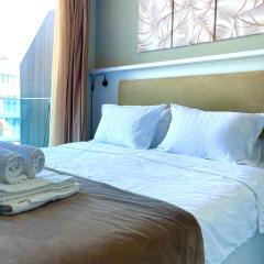 Sunrise Apartment 307B