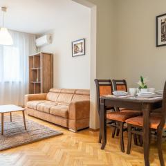 Pirotska 2-Bedroom 100m2 Apartment in Sofia Center