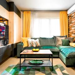 Compact Studio for Digital Nomads, Fast WiFi, AC