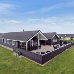 18 person holiday home in Nørre Nebel