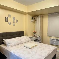 Jn staycation urban azure