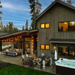 5 King Beds! Golf Course View on Huge Shaded Deck