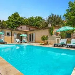 Villa Cabris by Villa Plus