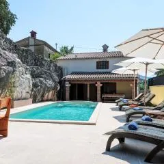 Holiday Home Nika by Interhome