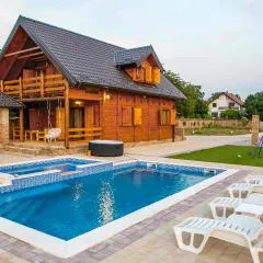 4 Bedroom Awesome Home In Vukovar