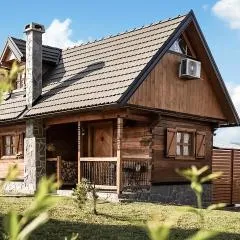 Stunning Home In Kostanjevac