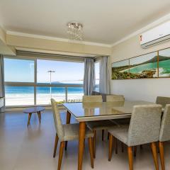 Yasmin 202 – Lindo Apartamento com Vista Panorâmica para o Mar em Quatro Ilhas, com Roupa de Cama e Toalhas Inclusas.