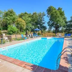 Nice Apartment In Magliano In Toscana