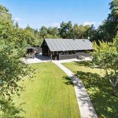 4 Bedroom Beautiful Home In Nykøbing Sj