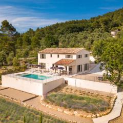 Villa Mas des Lavandes by Villa Plus