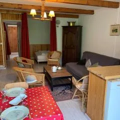 T2 Cabine 6 pers avec parking, face aux pistes - Enchastrayes - FR-1-165A-189