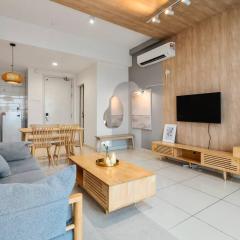 Arte Mont Kiara-Balcony-Netflix-Muji-6pax