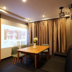 Charming Guesthouse in the Heart of Okubo 丶Steps to Metro and Convenient Travel! YoS4