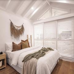 The HAMPTONS Luxury Beach House Kiama