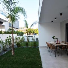 Diamond C Luxury Apartment