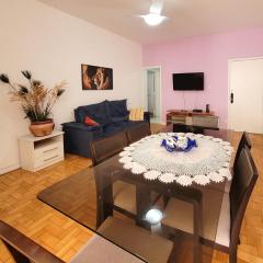 Aconchego em Copacabana - Espaço para Todos a 5 Min da Praia