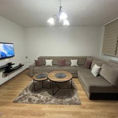 Sleep & Fly Apartment