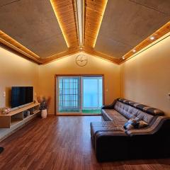 IMSTAY friendly child Yusuam Aewol