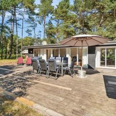 Lovely Summer House With Sauna And Terrace