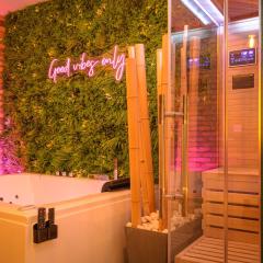 Private Baltic Spa & Art Suite