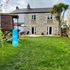 Open Plan 3 Bedrooms Cornish stone house cottage