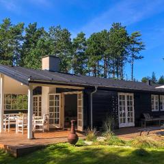 Cozy Home In Jerup With Wifi