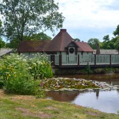 Silver Birch Cabin, Bulbury Farm