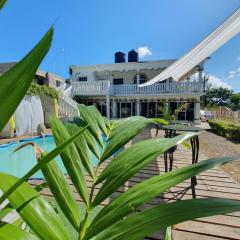 Sandy Bay Paradise Retreat - 7 Bedrooms