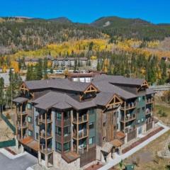 Clearwater Lofts - 3 Bedroom Luxury Condo Near Lakeside Village