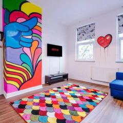 Peace and Love Flat