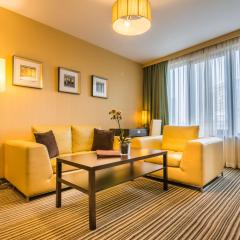Best Western Plus Olives City Hotel - Free Pool & Parking