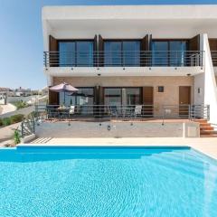 Eyes on the Lagoon - Condomínio privado com piscina