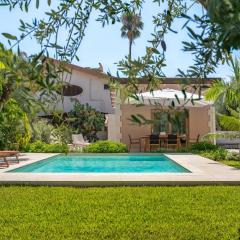 Villa Bali with Pool by Wonderful Italy