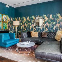 Duplex 3 Bed 2 Bat Apt Steps from Lincoln Square