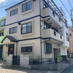 120平米 5BR House, Near Ueno and Asakusa, Parking 2间浴室5室1厅 FlowerTea Hotel