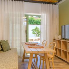 theopisti home