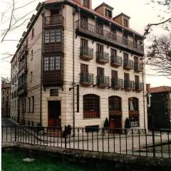 Hotel Covaleda Soria